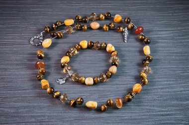 El yapımı Mücevher