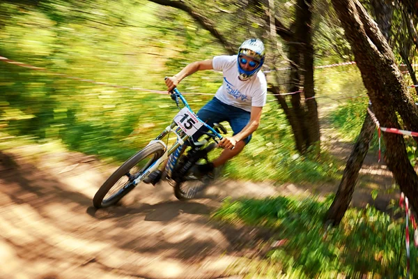 Gara estrema di mountain bike — Foto Stock