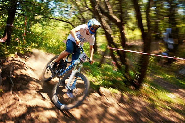 Competição de mountain bike extrema — Fotografia de Stock