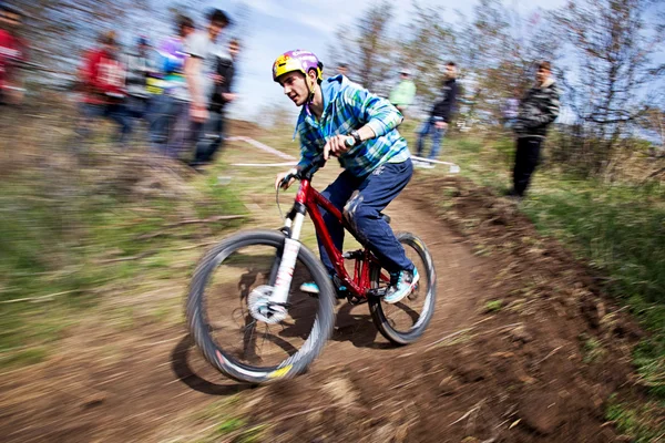 極端なマウンテン バイクの競争 — ストック写真