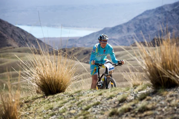 Avventura mountain bike maratona di fondo — Foto Stock