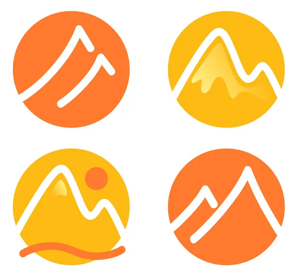 Conjunto de iconos de montaña aislados en blanco (naranja y amarillo  ) — Archivo Imágenes Vectoriales