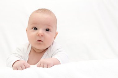 Kameraya bakarak bebek