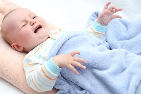 Bayi kecil menangis — Stok Foto