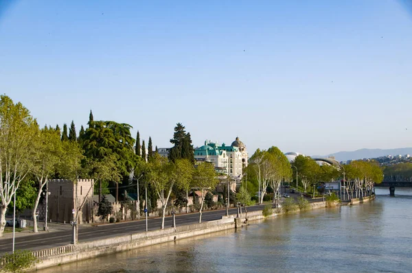 Tiflis 'in tarihi merkezi. Eski güzel bir şehir. 
