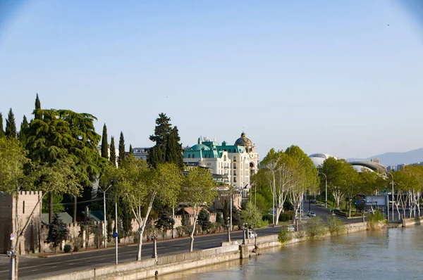 Tiflis 'in tarihi merkezi. Eski güzel bir şehir. 