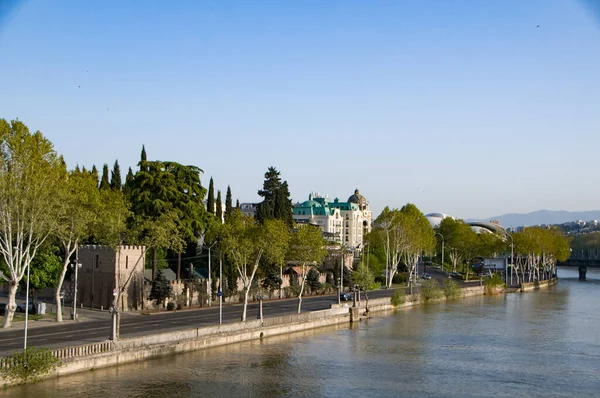 Tiflis 'in tarihi merkezi. Eski güzel bir şehir. 