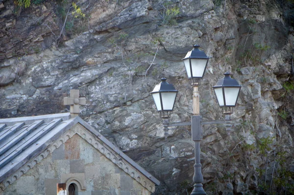 Tiflis Teki Kura Nehri Kaya Dini Yapı — Stok fotoğraf