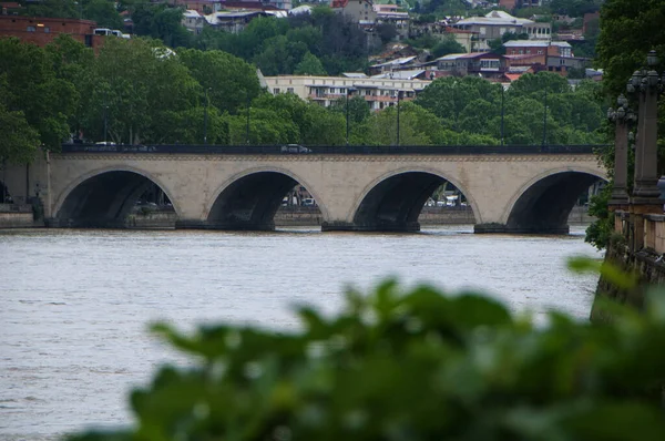 Starý Kamenný Most Přes Rychlou Řeku — Stock fotografie