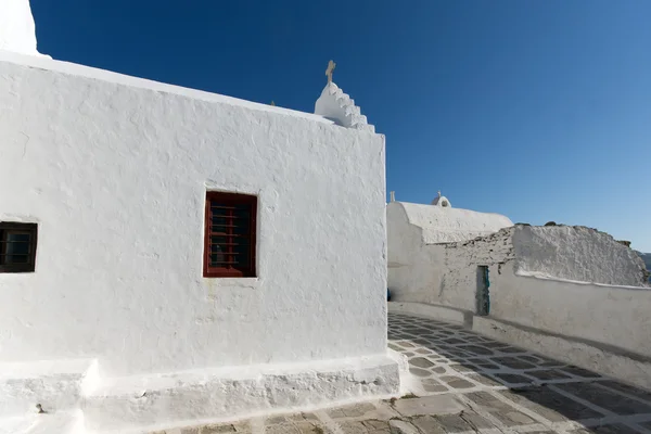 Chiesa bianca sull'isola di Mykonos — Foto Stock