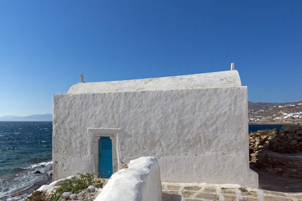 Chiesa bianca sull'isola di Mykonos — Foto Stock