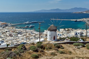 Beyaz yel değirmeni ve mykonos town, Mikonos Adası