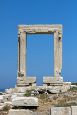 Apollo Tapınağı girişine, Nakşa Adası