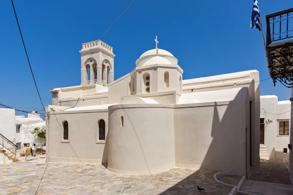 Katolska kyrkan i ön naxos — Stockfoto