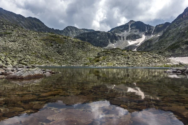 Montagne Rila, lacs Musalenski et pic Musala — Photo