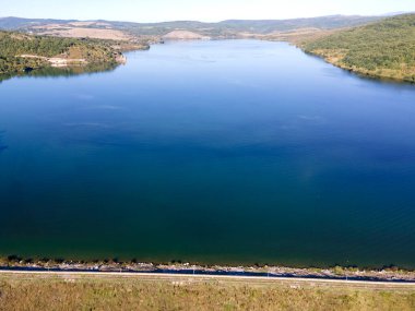 Bulgaristan 'ın Pernik Bölgesi, Pchelina Reservoir havadan görüşü