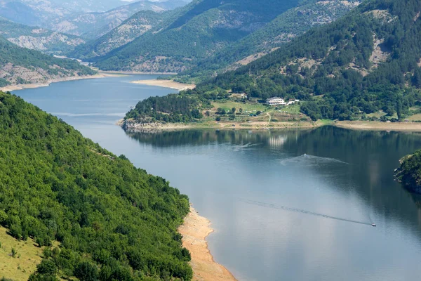 Bulgaristan 'ın Arda Nehri kıvrımlı ve Kardzhali Barajı' nın inanılmaz manzarası