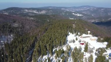 Bulgaristan 'ın Filibe Bölgesi' ndeki Rodos Dağı 'ndaki Byala Cthe bölgesinin hava manzarası