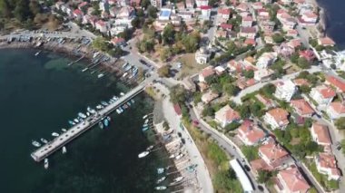 Bulgaristan 'ın Burgaz Bölgesi Ahtopol kentindeki inanılmaz hava manzaralı kasaba 