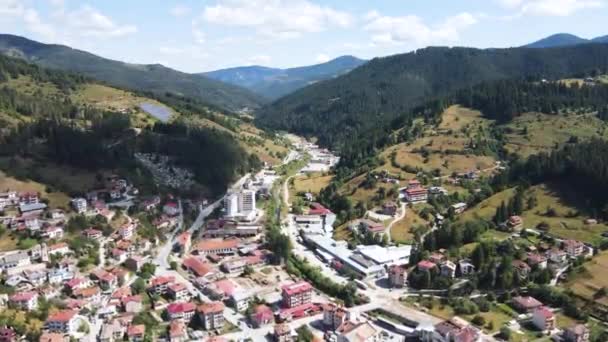 Flygfoto Över Den Berömda Bulgariska Skidorten Chepelare Smolyan Region Bulgarien — Stockvideo