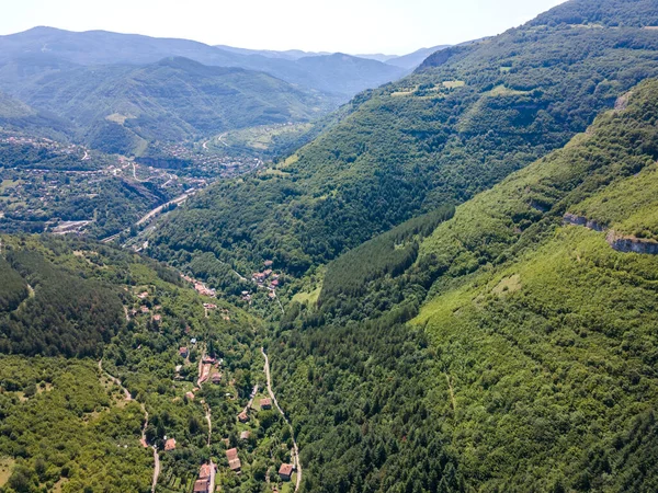 Úžasný Letecký Pohled Horu Stara Planina Blízkosti Vesnice Zasele Bulharsko — Stock fotografie