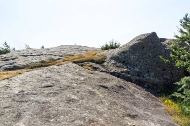 Belintash, Bulgaristan 'ın Rodop Dağları' ndaki tanrı Sabazios 'a adanmıştır.