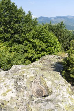 Belintash, Bulgaristan 'ın Rodop Dağları' ndaki tanrı Sabazios 'a adanmıştır.