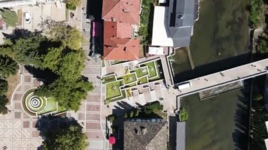 Bulgaristan 'ın Truva, Lovech bölgesinin merkezinin şaşırtıcı hava manzarası 