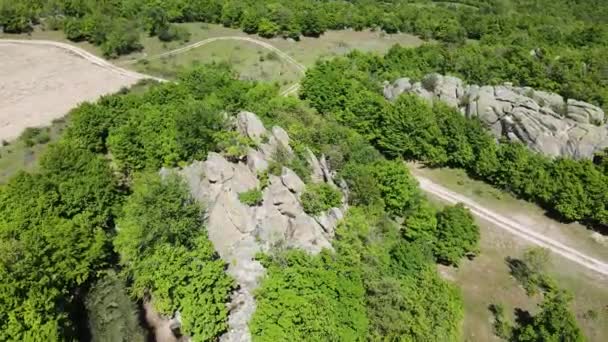 Vista Aérea Del Antiguo Santuario Tracio Skumsale Cerca Ciudad Strelcha — Vídeos de Stock