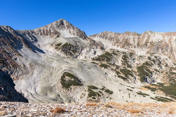 Increíble Paisaje Del Pico Polezhan Montaña Pirin Bulgaria — Foto de Stock