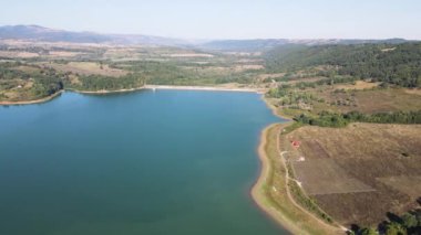 Bulgaristan 'ın Sopot Reservoir, Lovech Bölgesinin hava manzarası