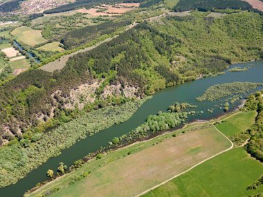 Topolnitsa Barajı 'nın hava manzarası, Sredna Gora Dağı, Bulgaristan
