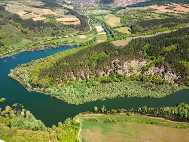 Topolnitsa Barajı 'nın hava manzarası, Sredna Gora Dağı, Bulgaristan