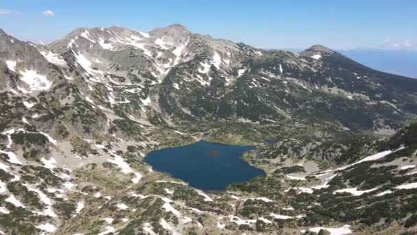 Fantastisk Antenn Utsikt Över Popovo Lake Vid Pirin Mountain Bulgarien — Stockvideo