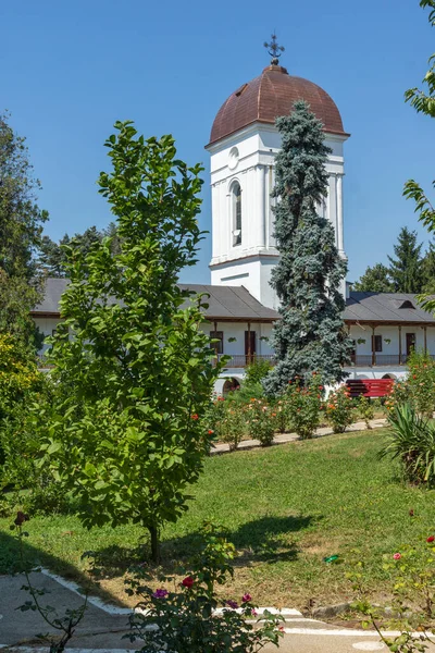 ブカレスト ルーマニア 2021年8月16日 ルーマニア ブカレスト近郊の正教会セルニカ修道院 — ストック写真