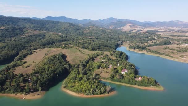 保加利亚Lovech地区Sopot水库的空中景观 — 图库视频影像