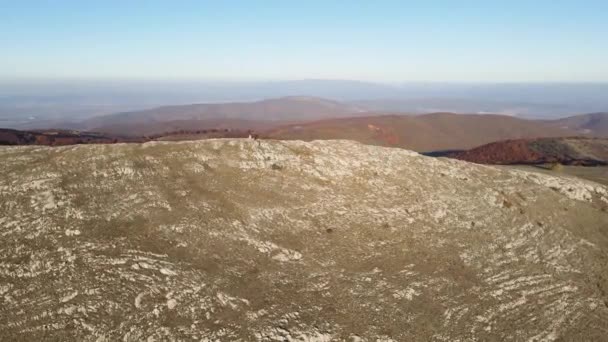 Luchtfoto Herfst Zonsondergang Uitzicht Konyavska Berg Bij Viden Peak Kyustendil — Stockvideo