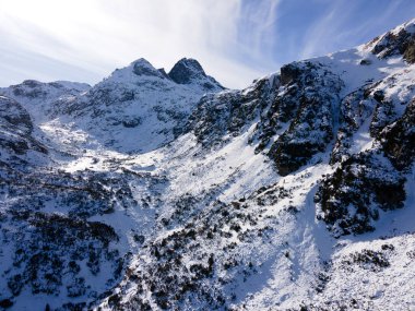 Bulgaristan 'ın Malyovitsa zirvesi yakınlarındaki Rila Dağı' nın şaşırtıcı kış manzarası