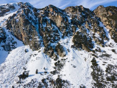 Bulgaristan 'ın Malyovitsa zirvesi yakınlarındaki Rila Dağı' nın şaşırtıcı kış manzarası