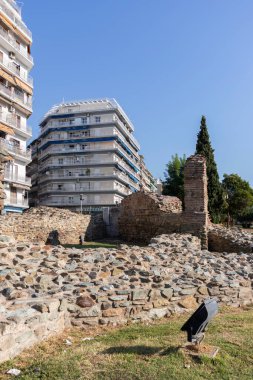 Selanik, Yunanistan - 22 Eylül 2019: Yunanistan 'ın orta kesimindeki Selanik kenti Telli Kapi harabeleri