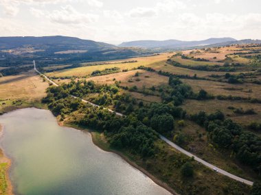 Bulgaristan 'ın Krapets Reservoir, Lovech Bölgesinin hava görüntüsü