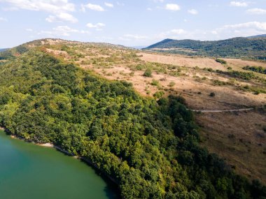 Bulgaristan 'ın Krapets Reservoir, Lovech Bölgesinin hava görüntüsü