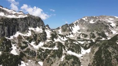 Dzhangal geçişi, Pirin Dağı, Bulgaristan 'ın inanılmaz hava manzarası
