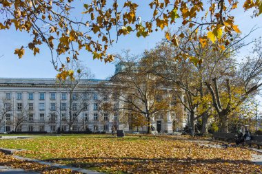 SOFYA, BULGARIA - 10 Kasım 2021: Sofya Üniversitesi Saint Kliment Ohridski, Bulgaristan