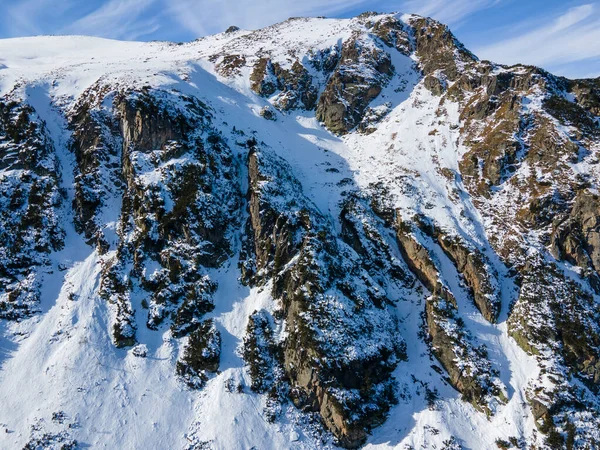 Bulgaristan 'ın Malyovitsa zirvesi yakınlarındaki Rila Dağı' nın şaşırtıcı kış manzarası