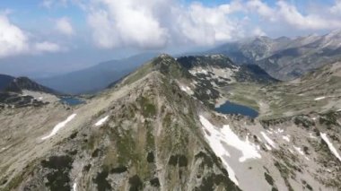 Muratov zirvesi, Vlahini ve Gergiyski gölleri, Pirin Dağı, Bulgaristan