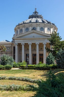 BÜKREŞ, ROMANIA - 17 Ağustos 2021: Romanya 'nın Bükreş kentinde Romen Atletizmi Binası