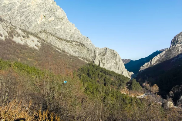 Incredibile Paesaggio Autunnale Dei Monti Balcani Passo Vratsata Bulgaria — Foto Stock