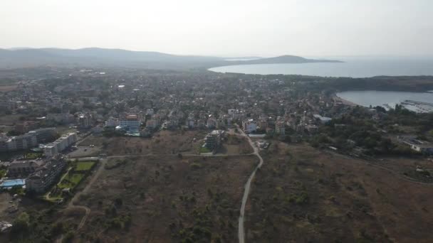 Ηλιοβασίλεμα Αεροφωτογραφία Της Πόλης Τσερνομόρετς Περιφέρεια Μπουργκάς Βουλγαρία — Αρχείο Βίντεο