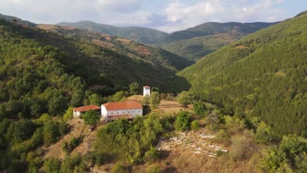 Vista Aérea Del Monasterio Medieval Churilovo Dedicado San Jorge Conocido — Vídeos de Stock